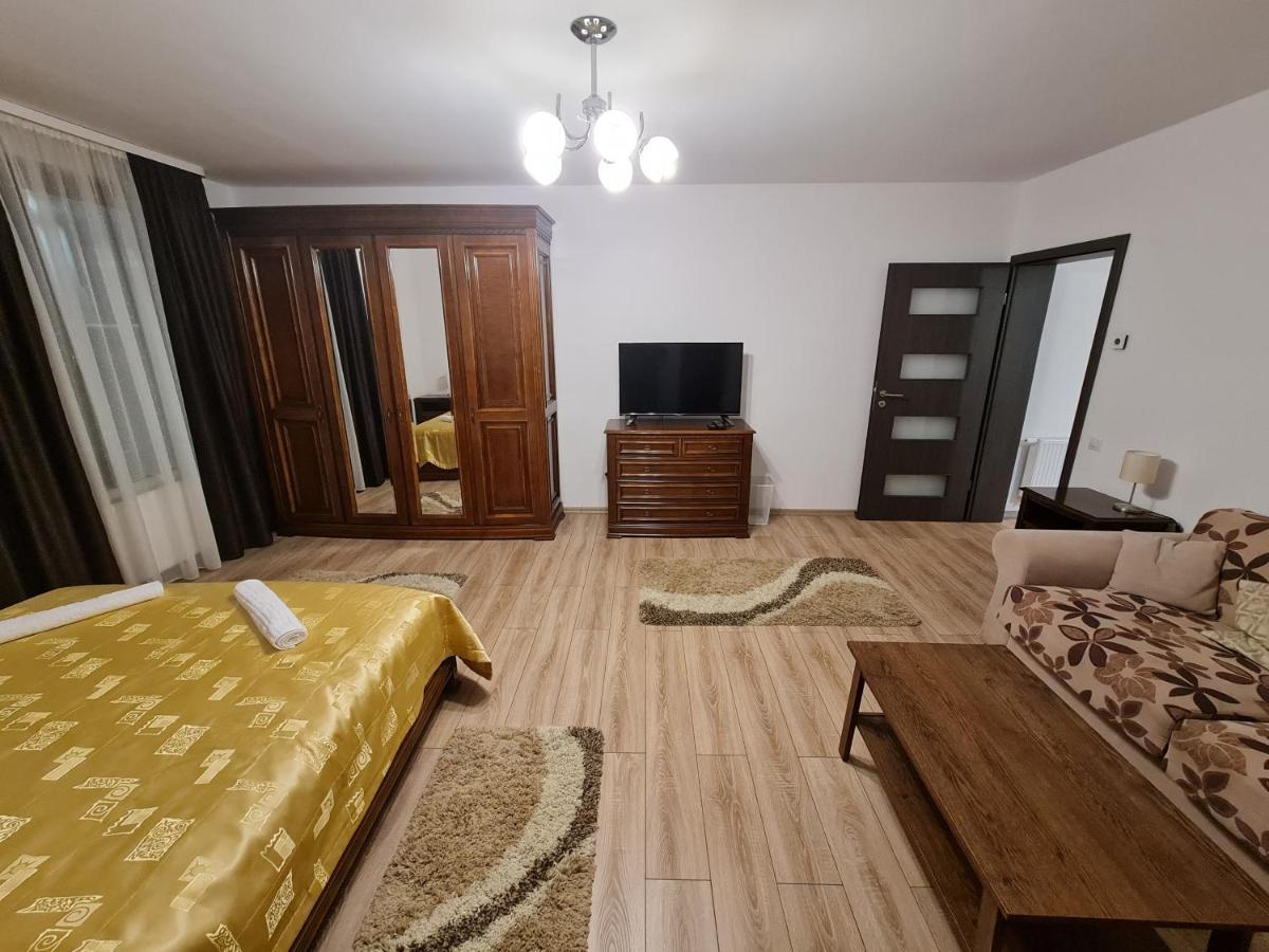 Select City Center Târgu-Mureş Zewnętrze zdjęcie