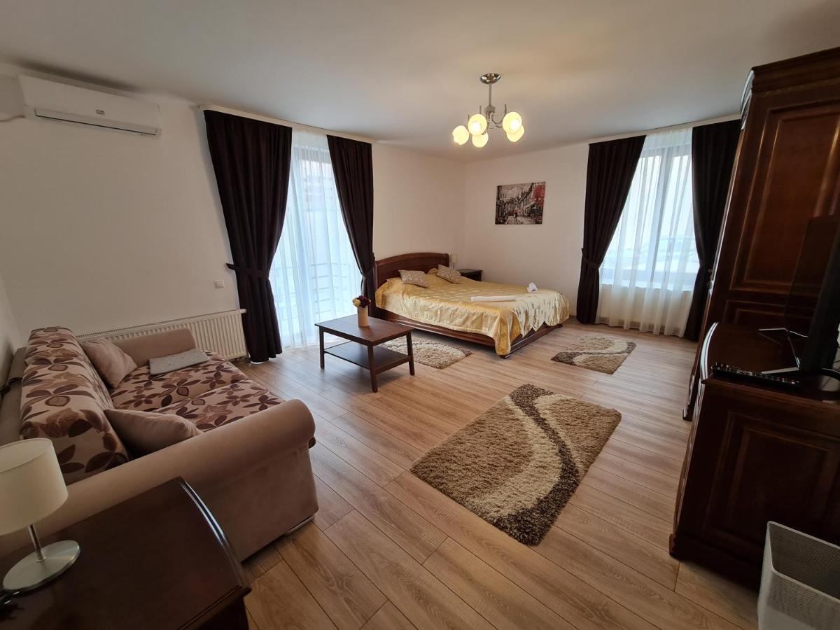 Select City Center Târgu-Mureş Zewnętrze zdjęcie